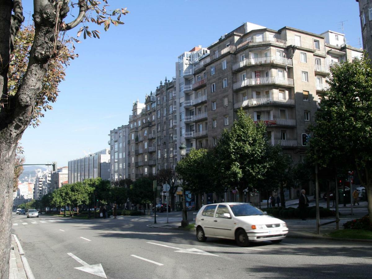 Hostal Gran Via Vigo Extérieur photo